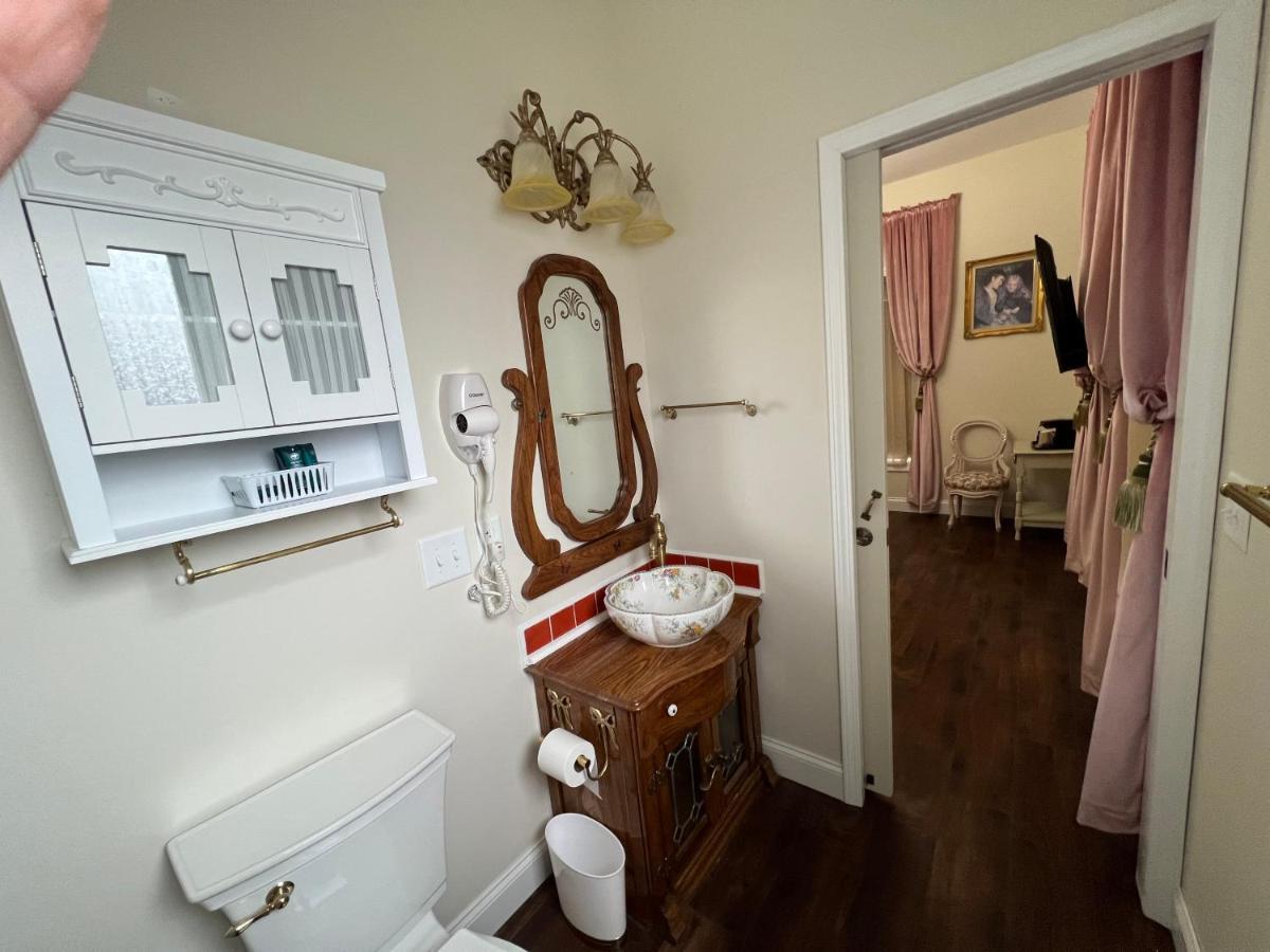 Holland Farmhouse Inn B&B Eksteriør billede